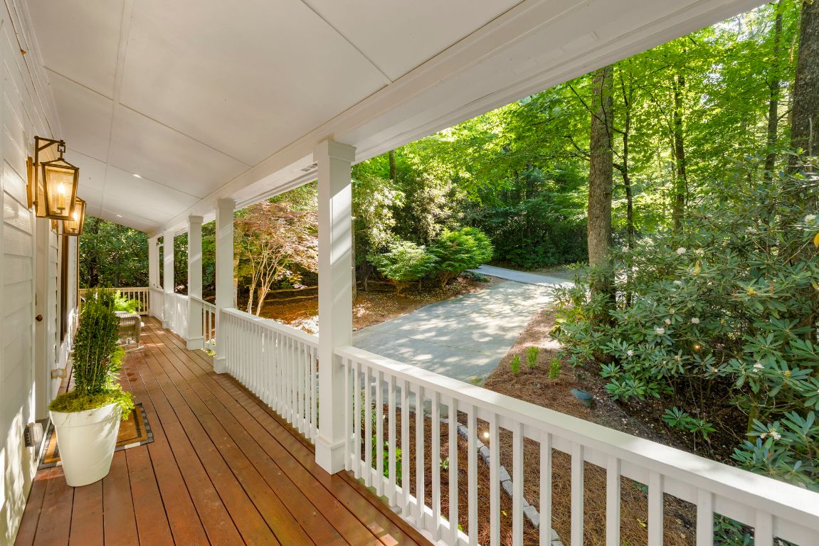 110 Sourwood Court