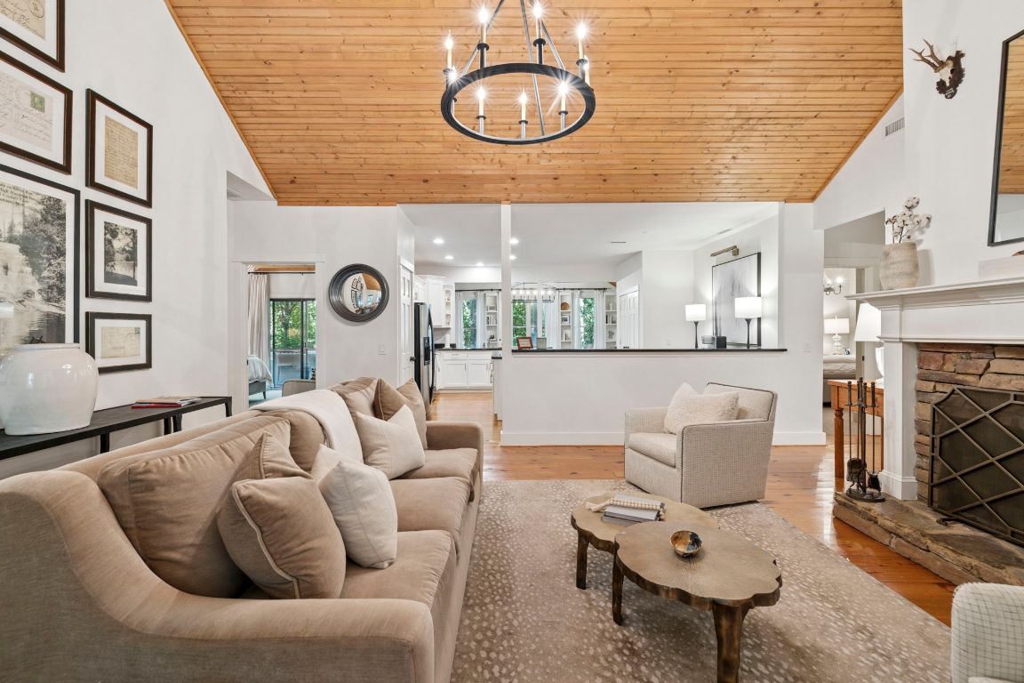 110 Sourwood Court