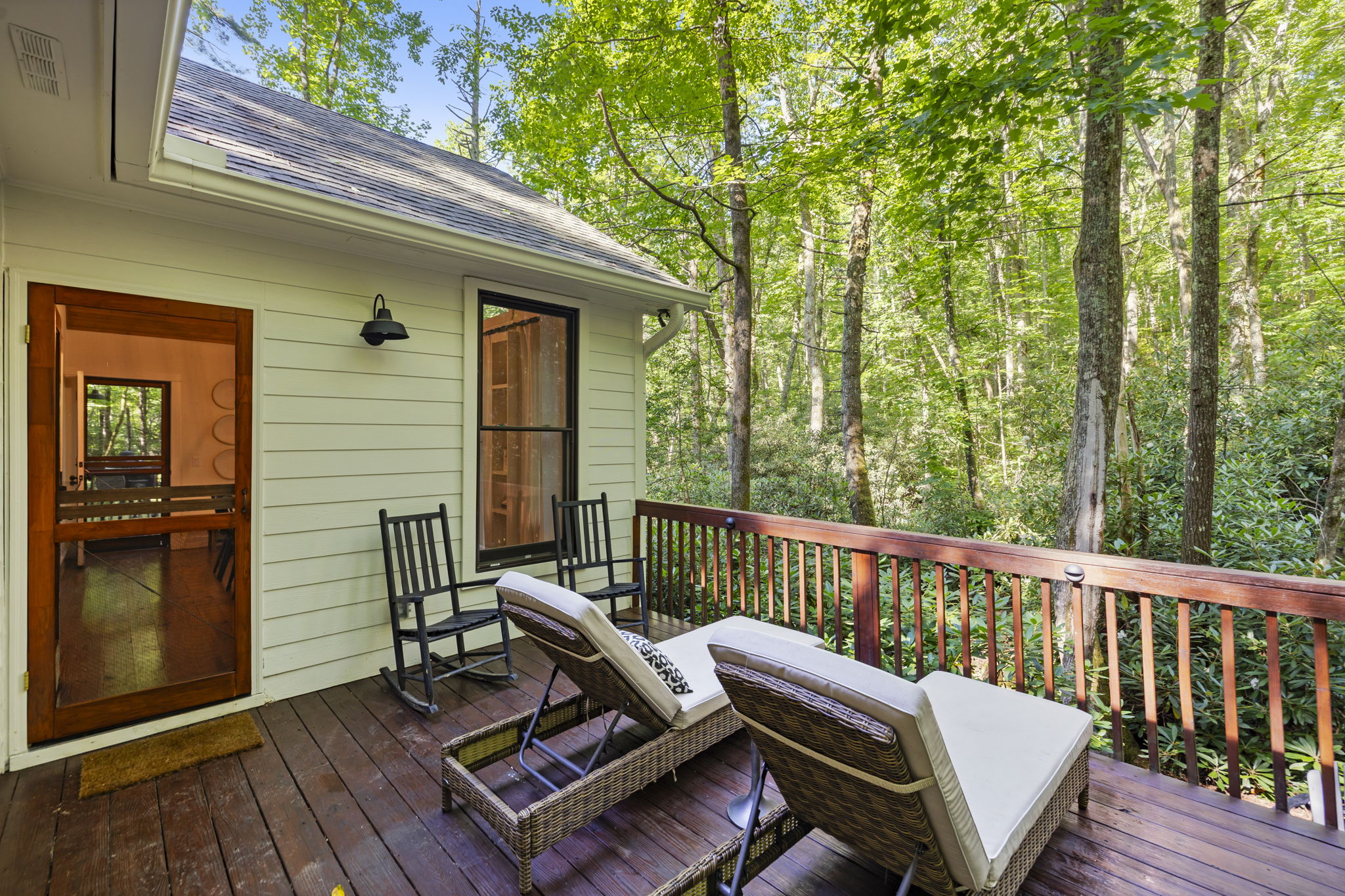 110 Sourwood Court