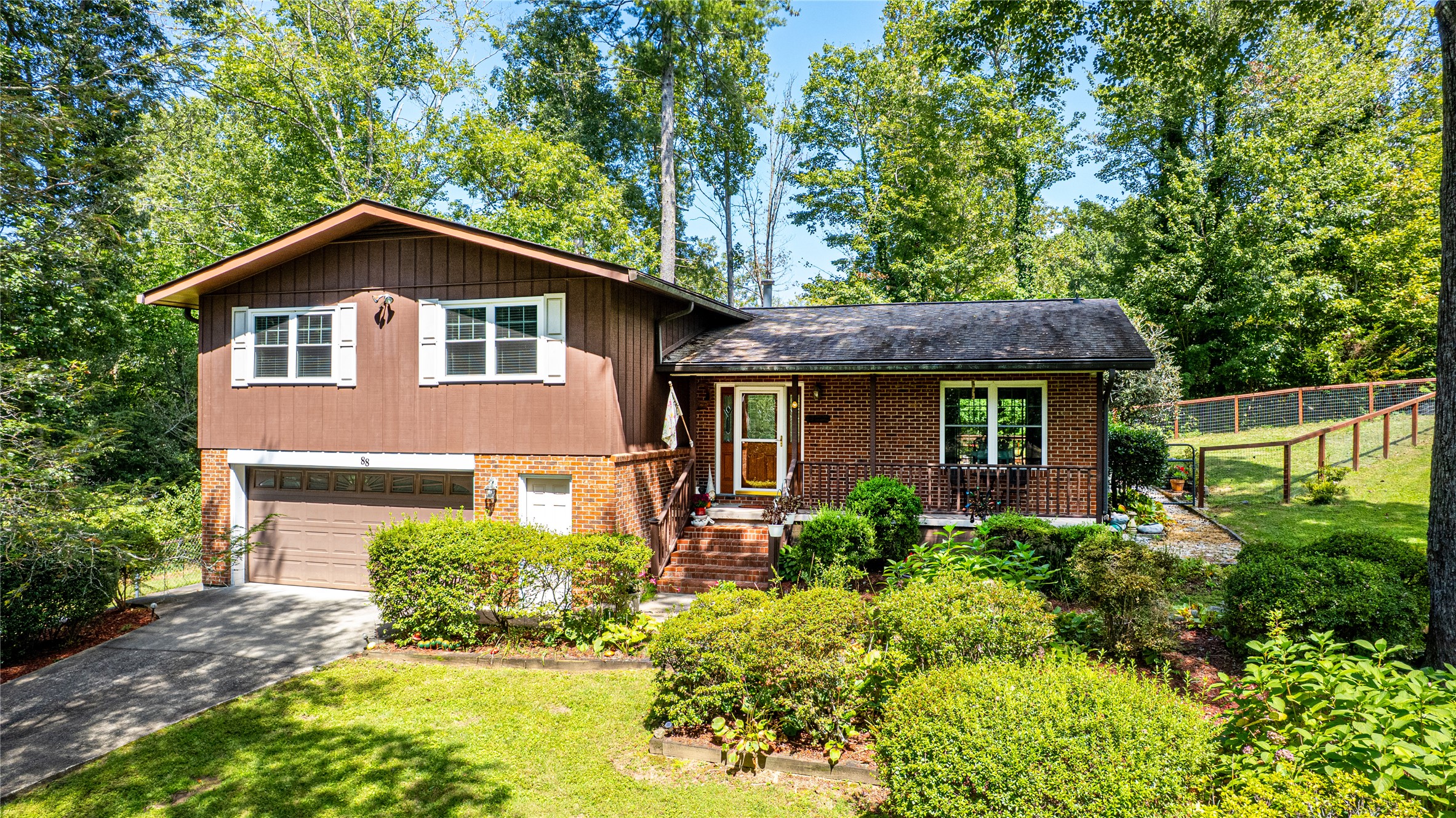 88 Hosta Lane