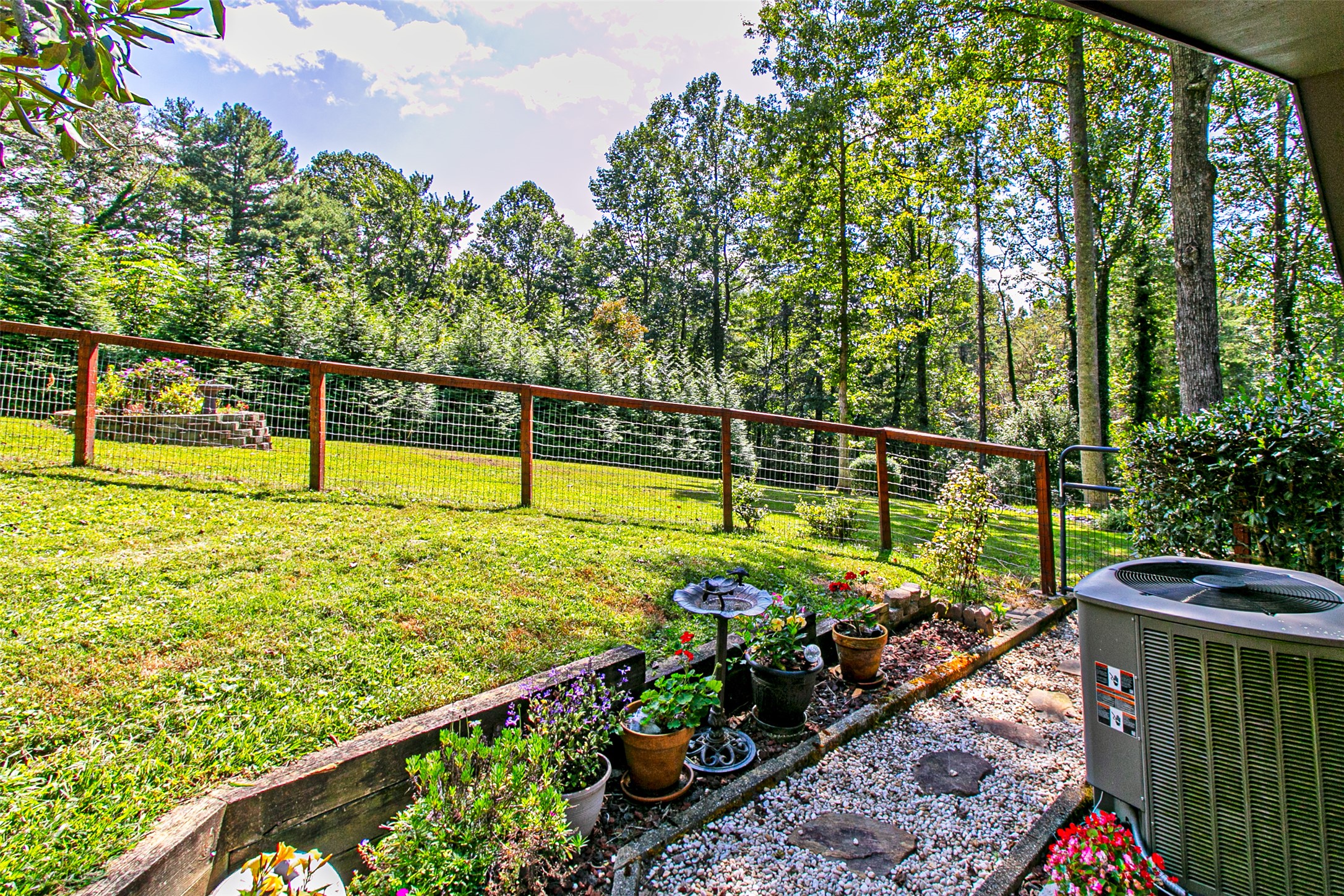 88 Hosta Lane