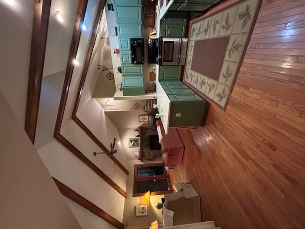 76 Azalea Court
