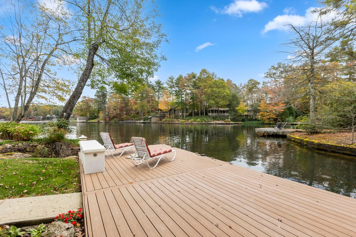 568 W Club Boulevard