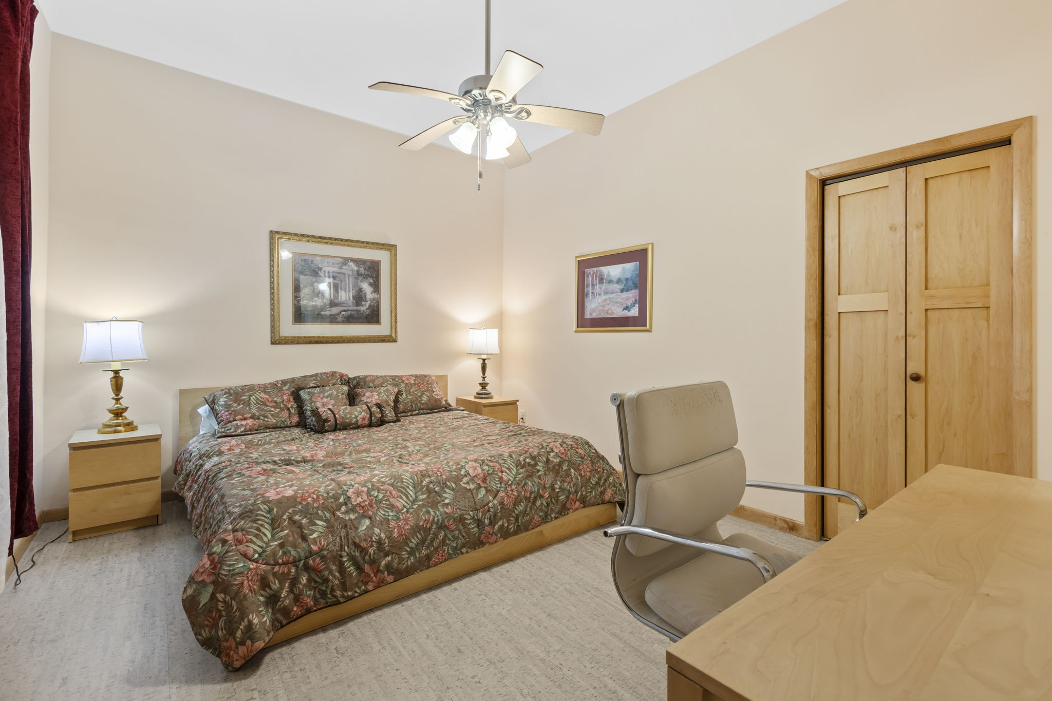 568 W Club Boulevard