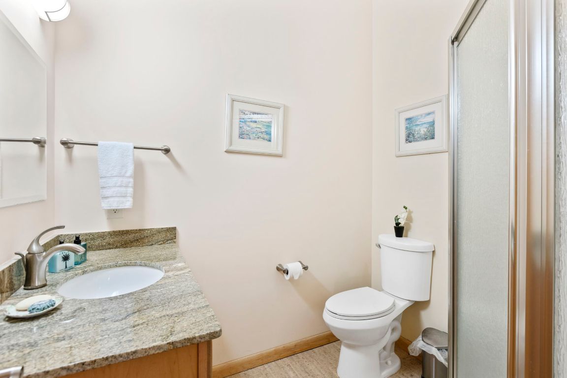 568 W Club Boulevard