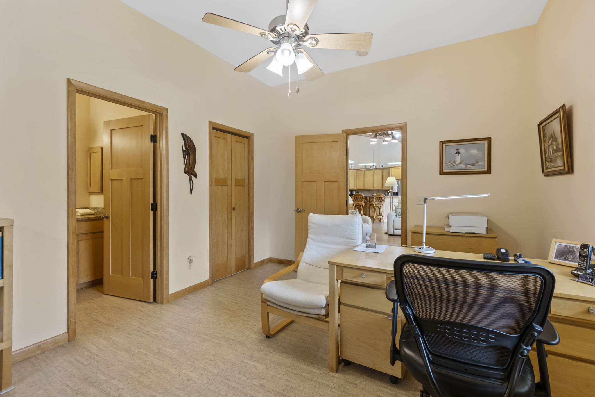 568 W Club Boulevard