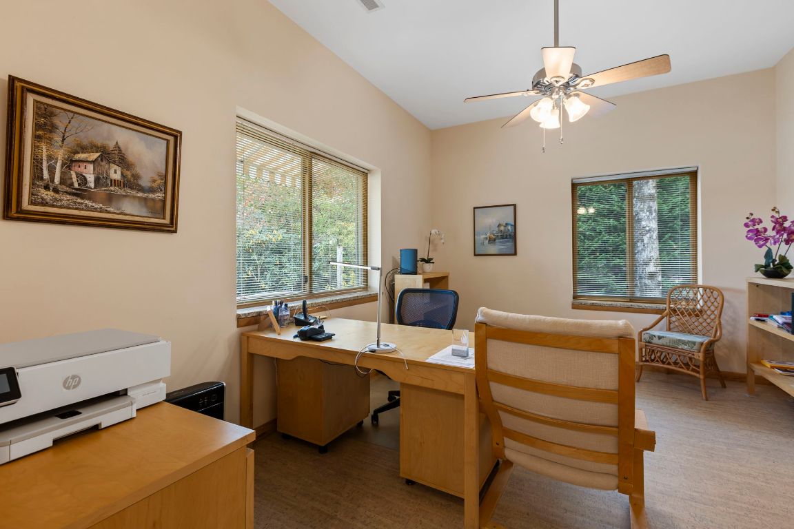 568 W Club Boulevard