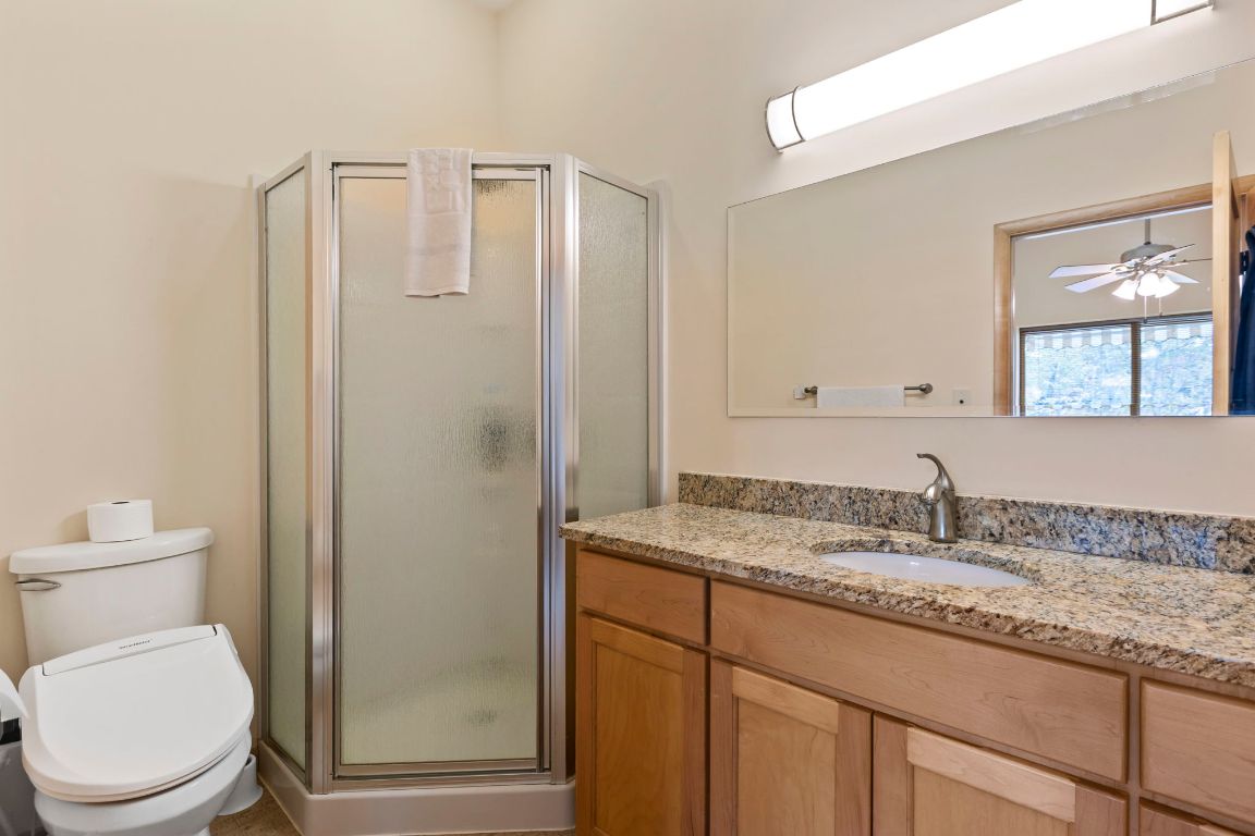 568 W Club Boulevard