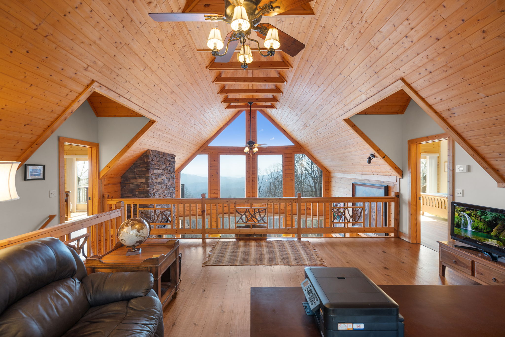 277 Kestrel Court
