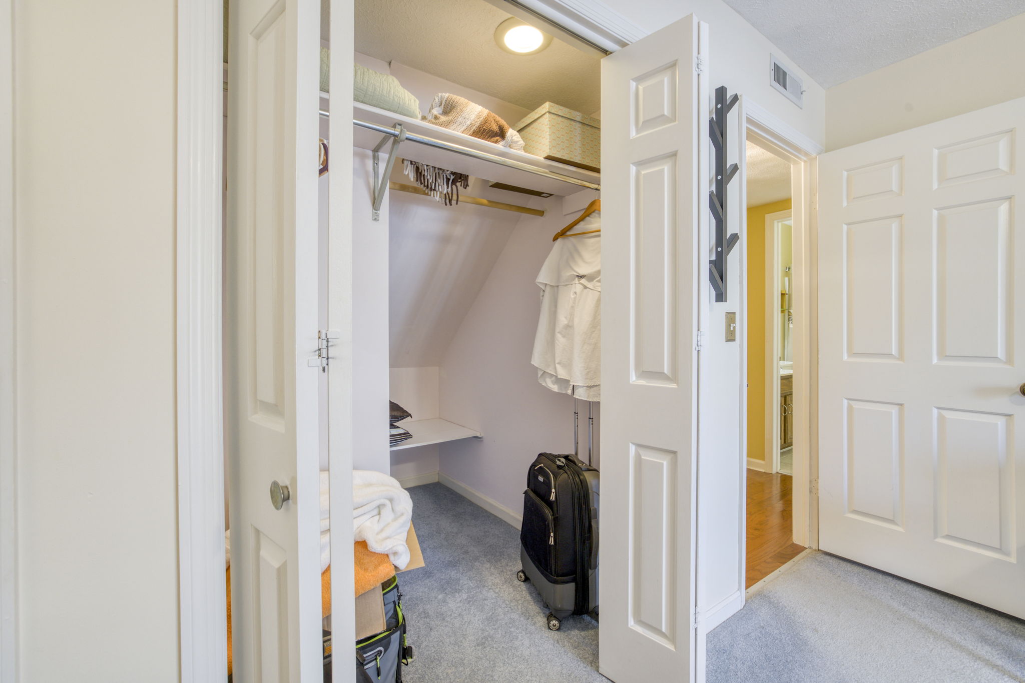 73 Toxaway Views 306