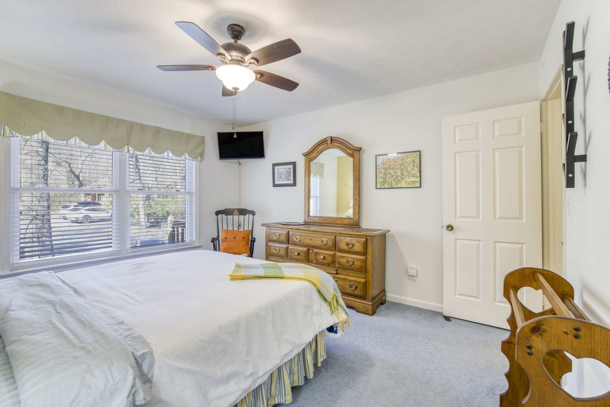 73 Toxaway Views 306