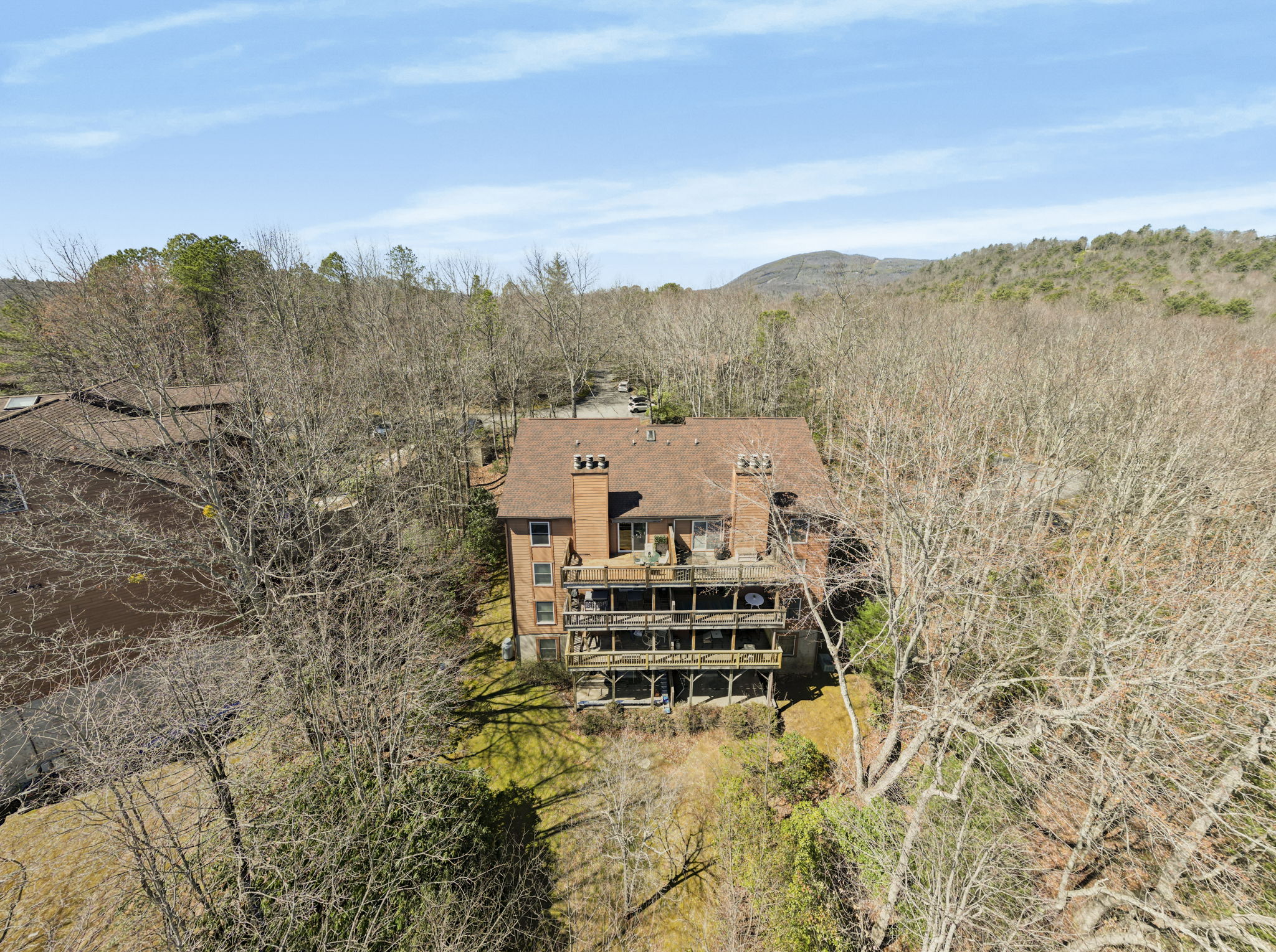 73 Toxaway Views 306