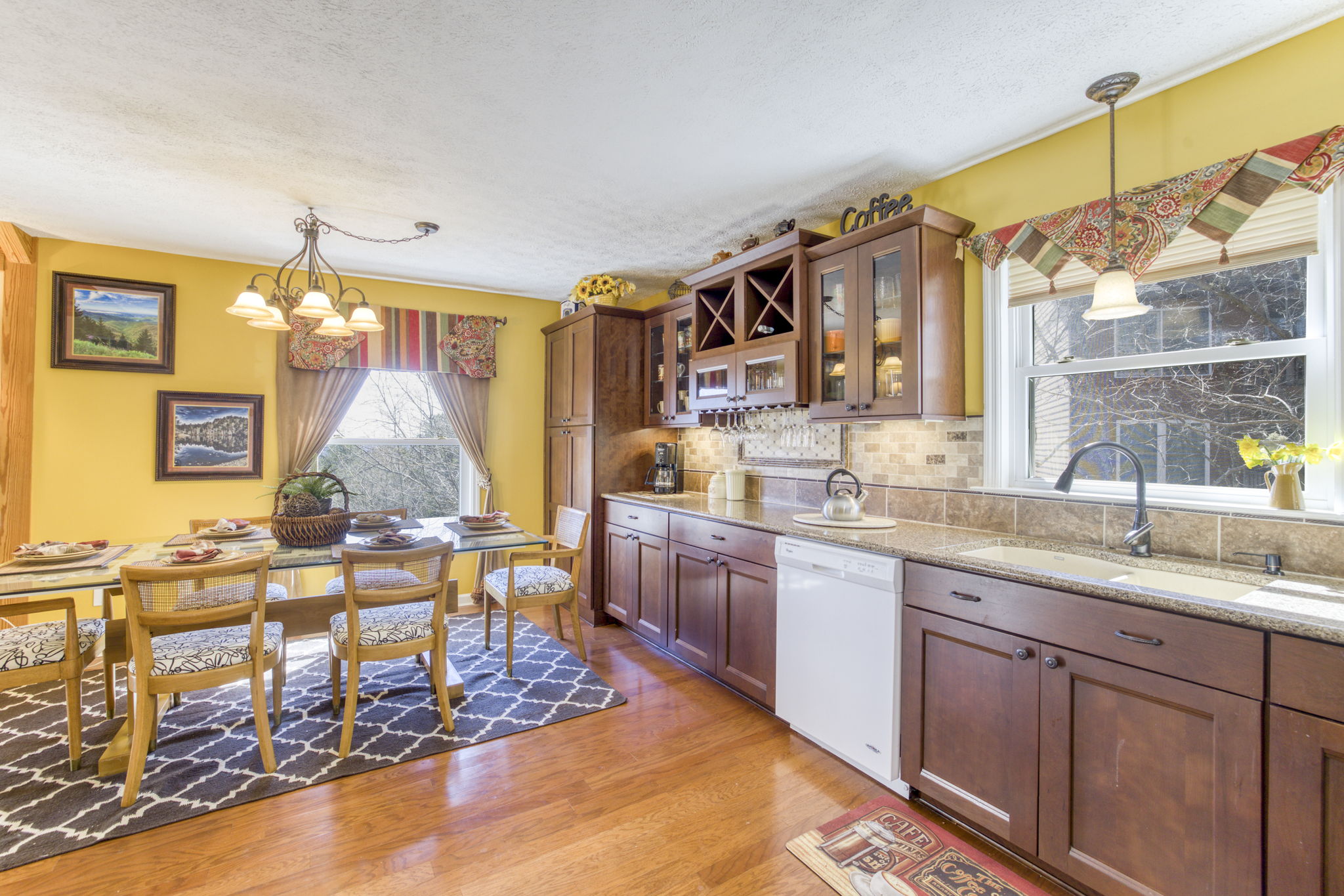 73 Toxaway Views 306