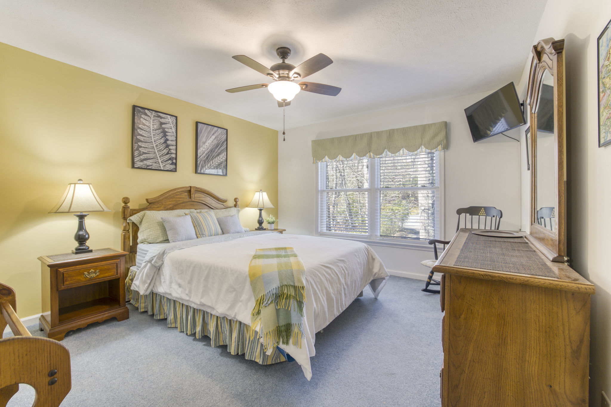 73 Toxaway Views 306