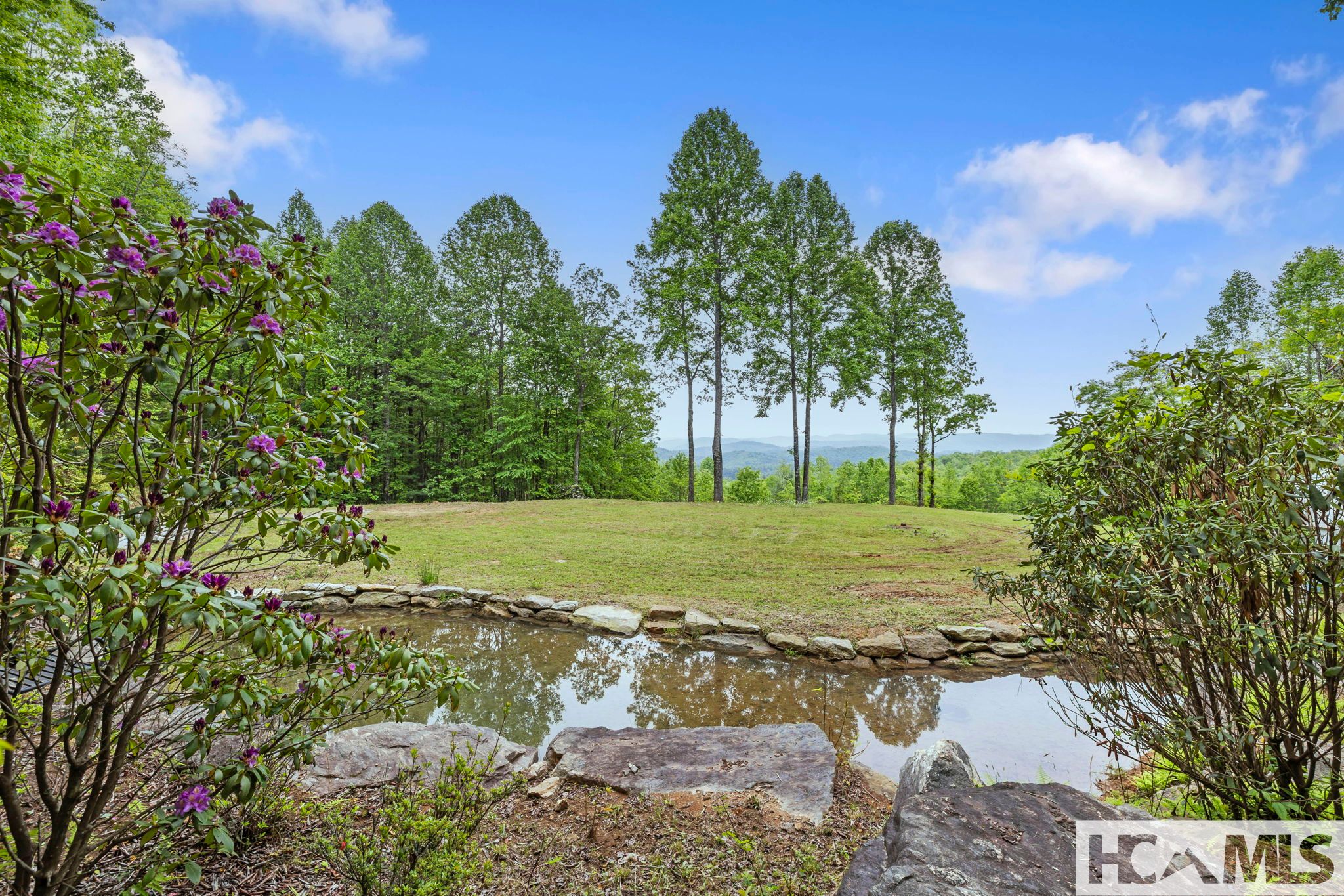 1325 Golden Road