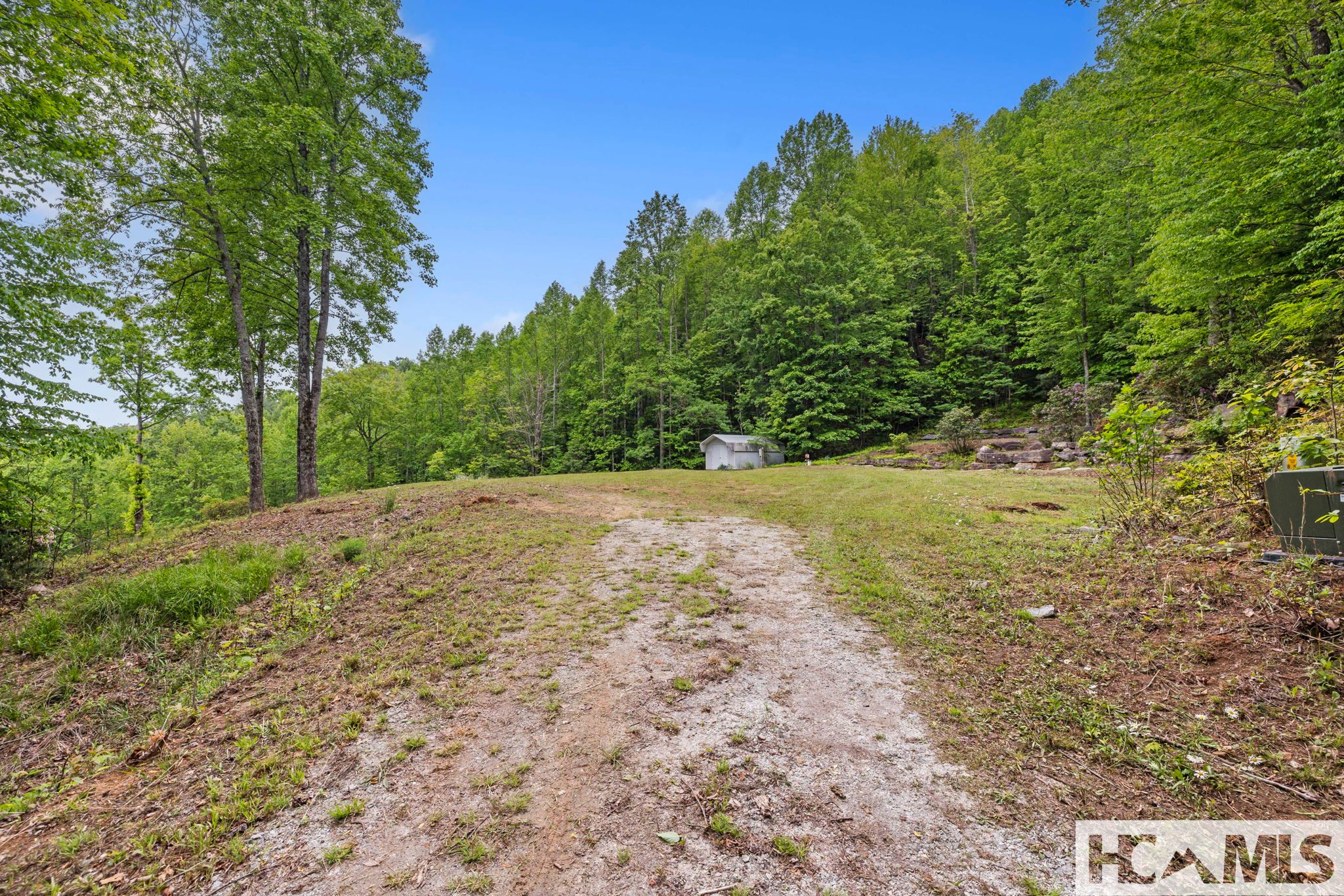 1325 Golden Road