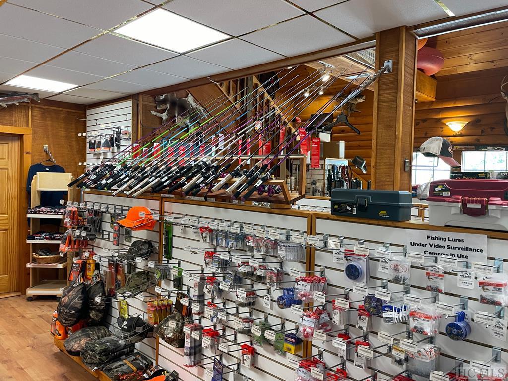10932 Rosman Hwy