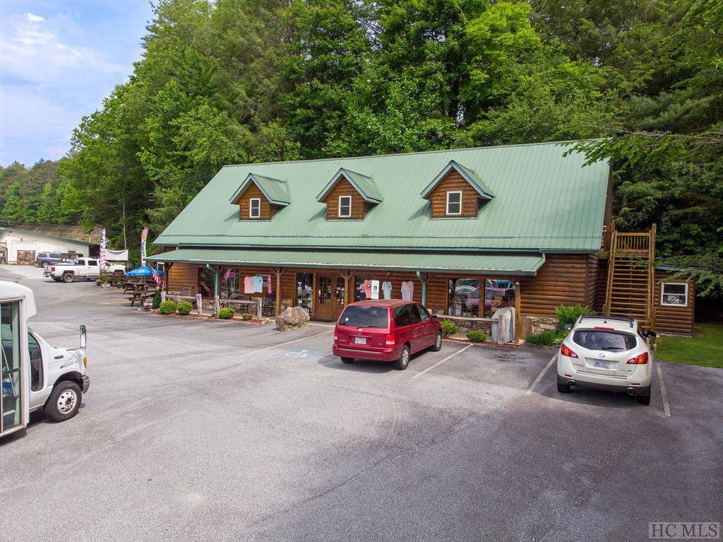 10932 Rosman Hwy