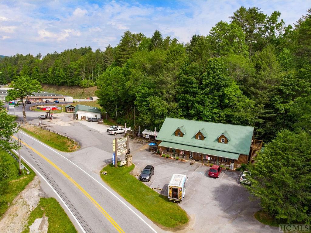 10932 Rosman Hwy
