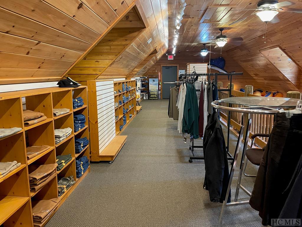 10932 Rosman Hwy