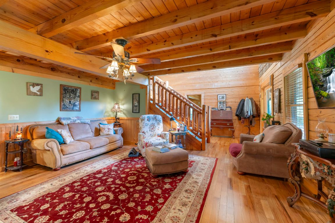 2378 Flat Creek Valley Road