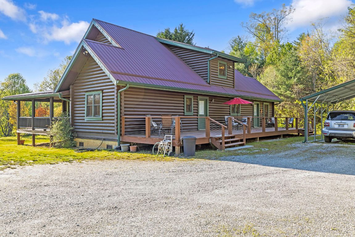 2378 Flat Creek Valley Road