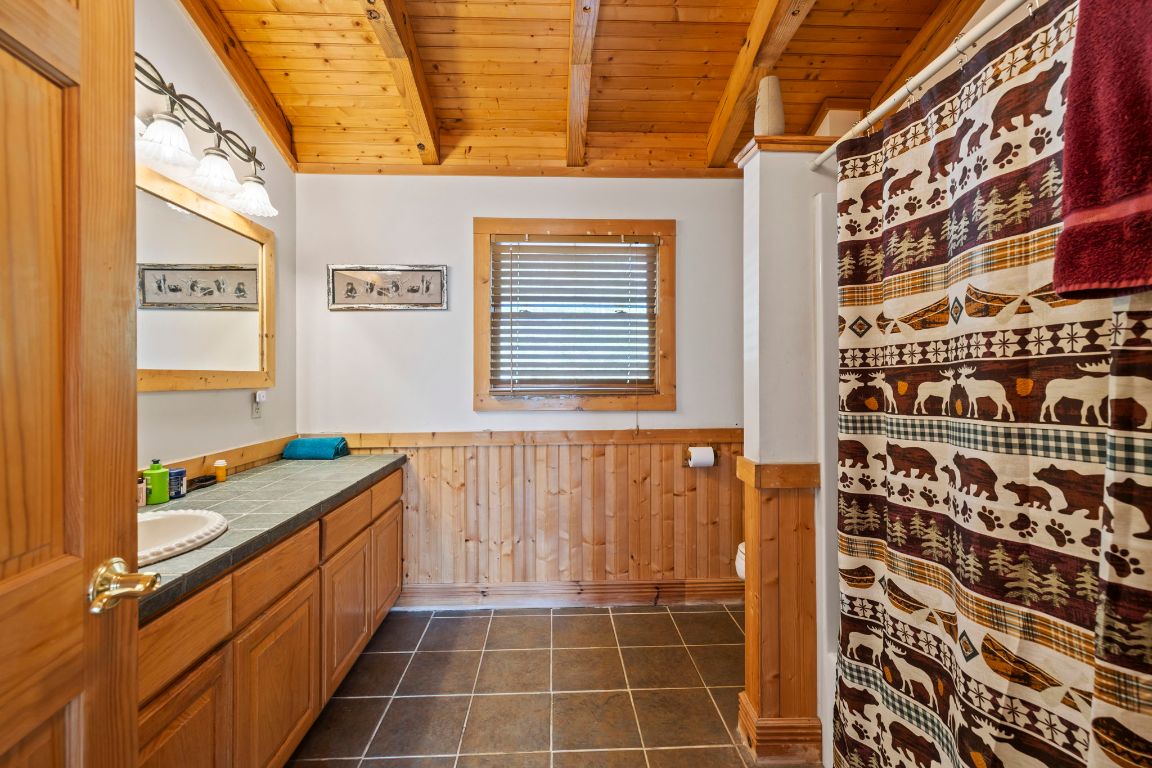 2378 Flat Creek Valley Road