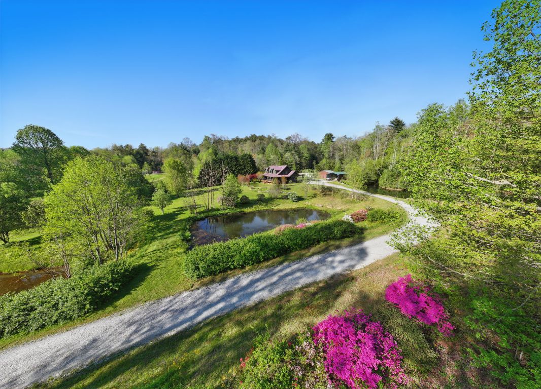 2378 Flat Creek Valley Road