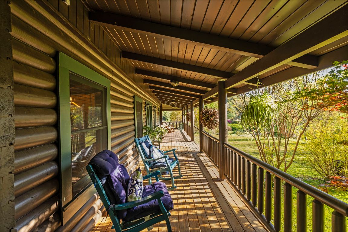 2378 Flat Creek Valley Road