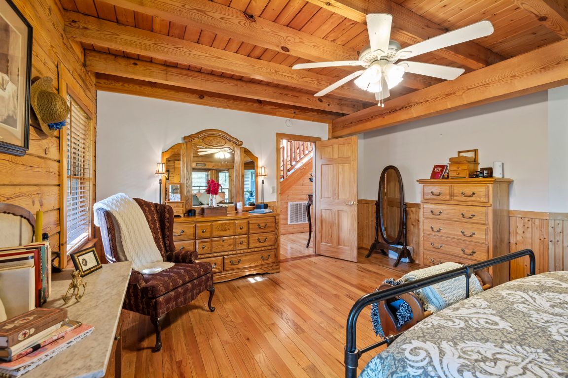 2378 Flat Creek Valley Road