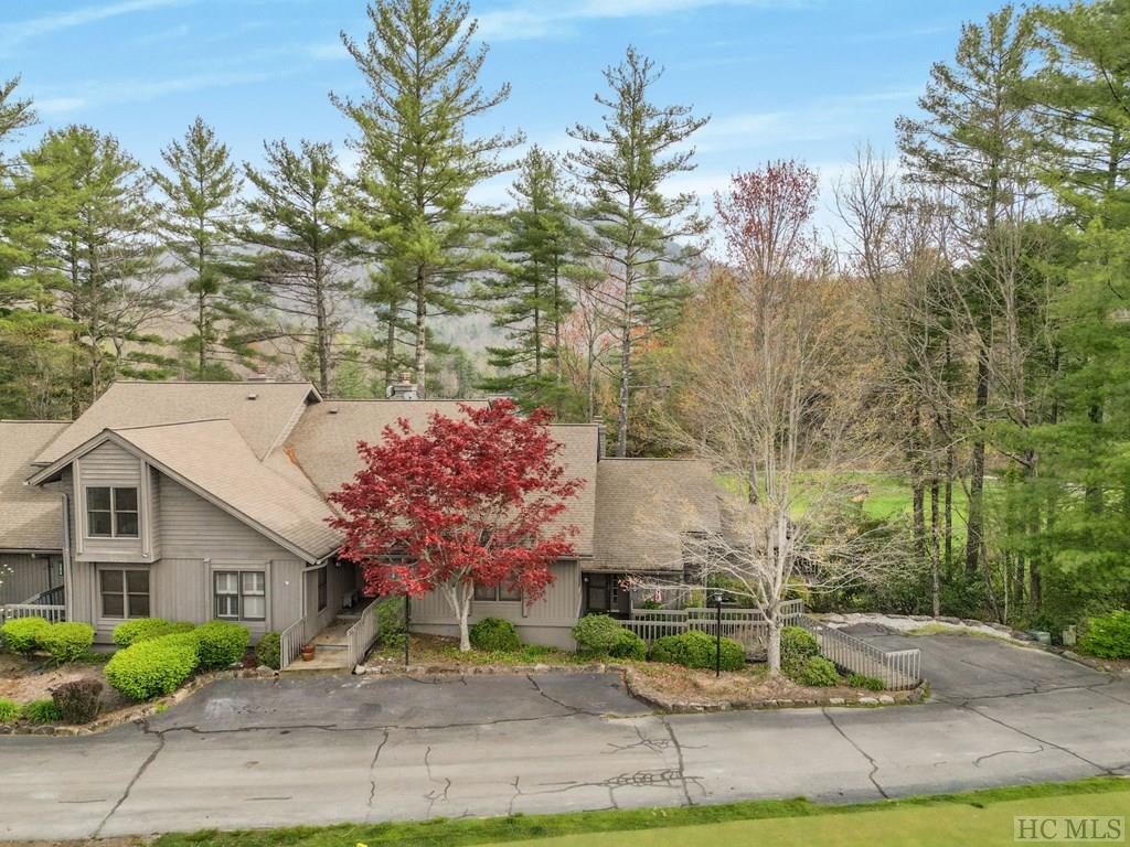 22 Racquet Club Villas Drive 22