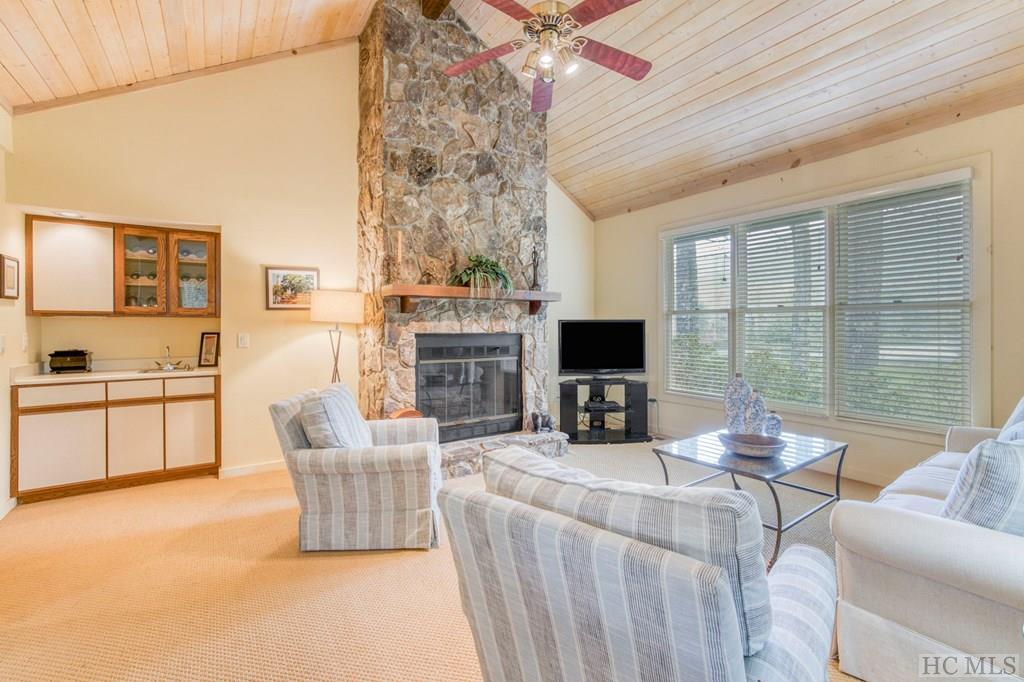 22 Racquet Club Villas Drive 22