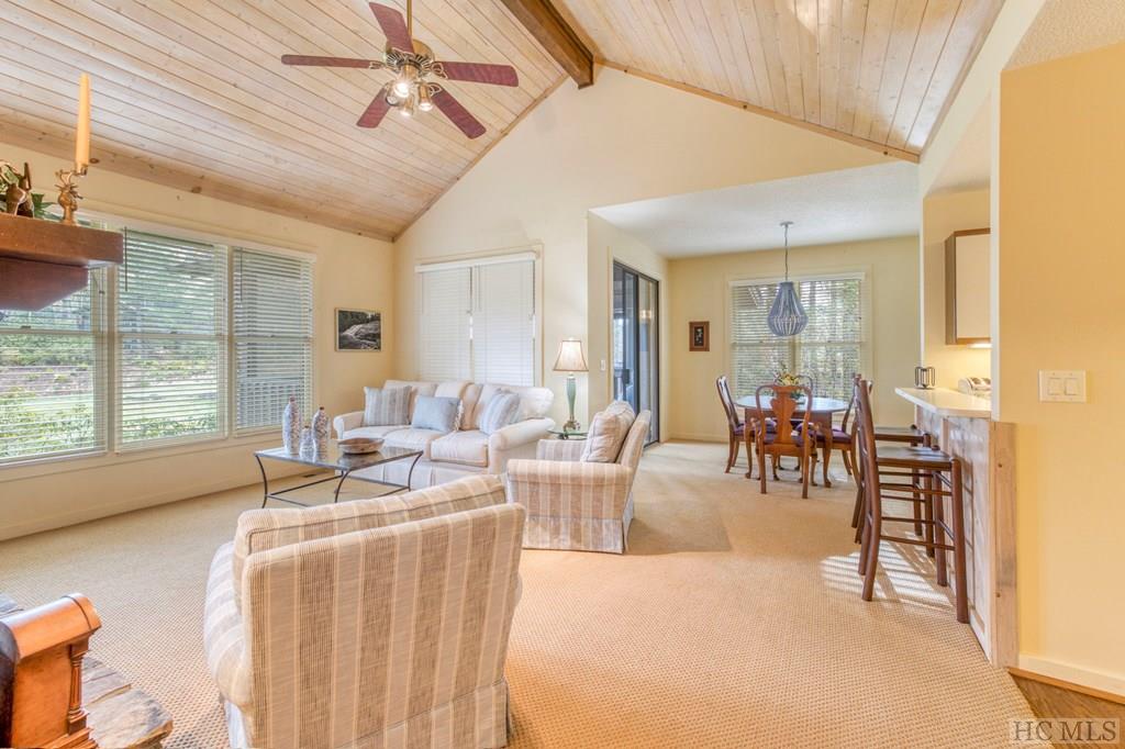 22 Racquet Club Villas Drive 22