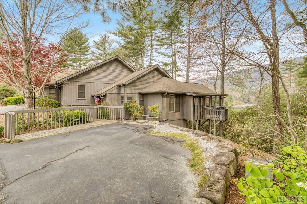 22 Racquet Club Villas Drive 22