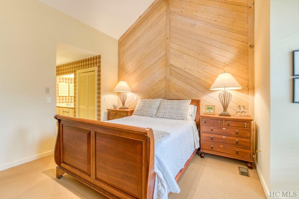 22 Racquet Club Villas Drive 22