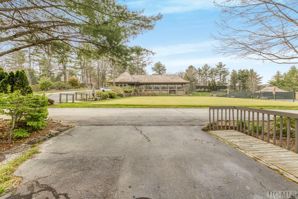 22 Racquet Club Villas Drive 22