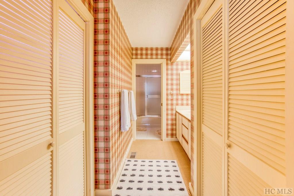 22 Racquet Club Villas Drive 22