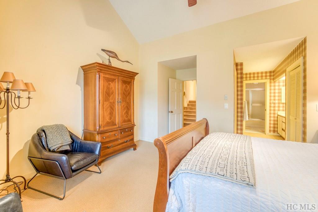 22 Racquet Club Villas Drive 22