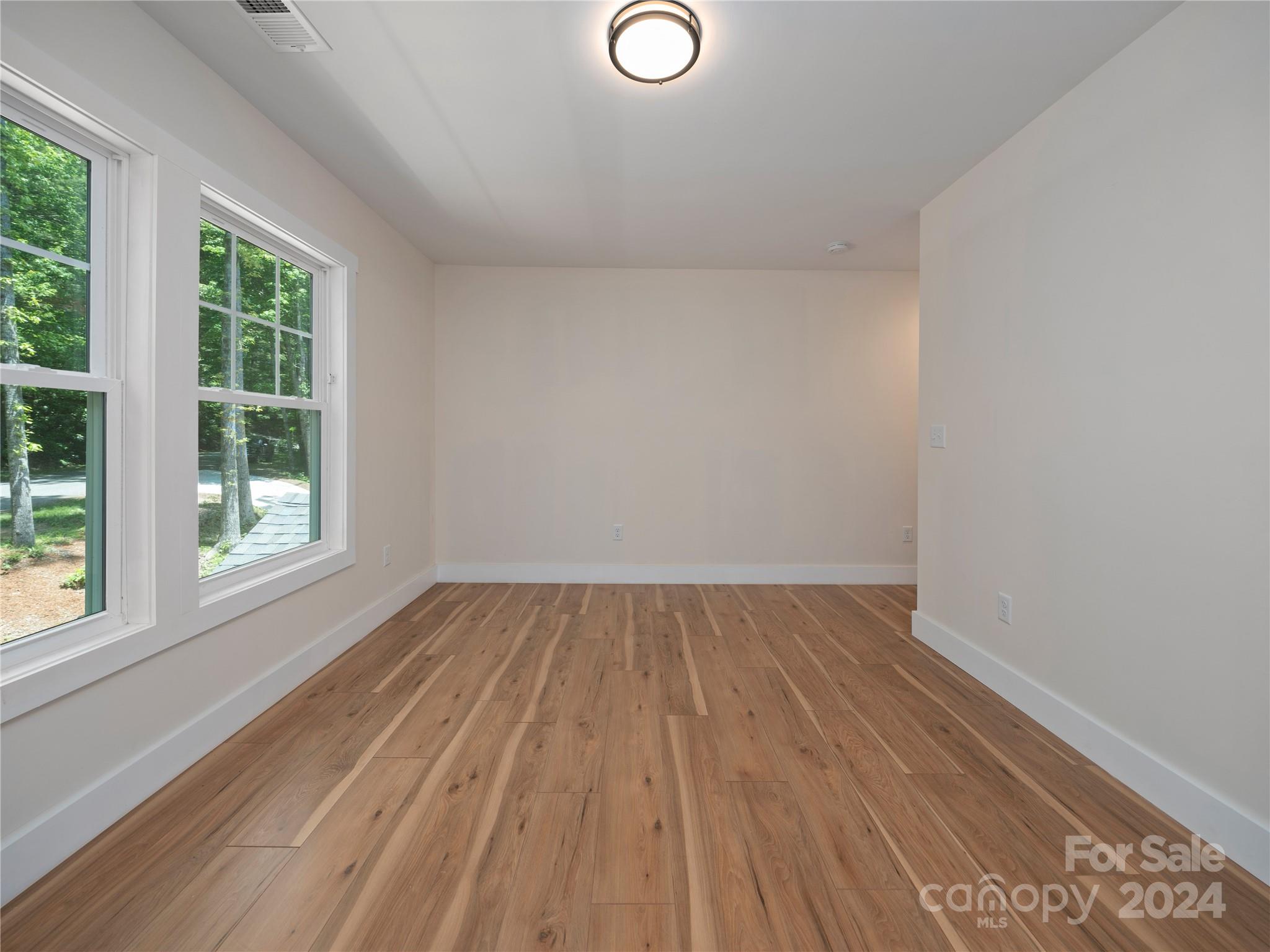 359 Tip Top Road