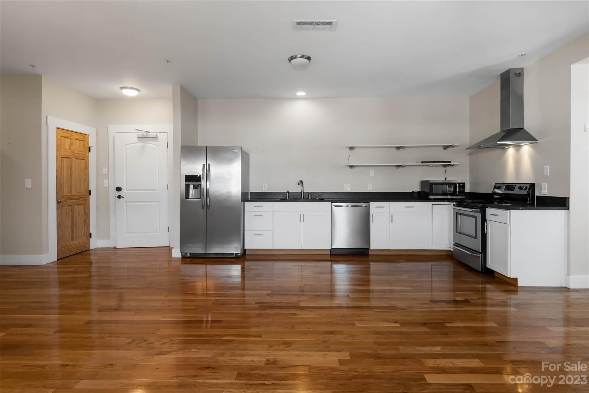 23 S Broad Street Unit: 304