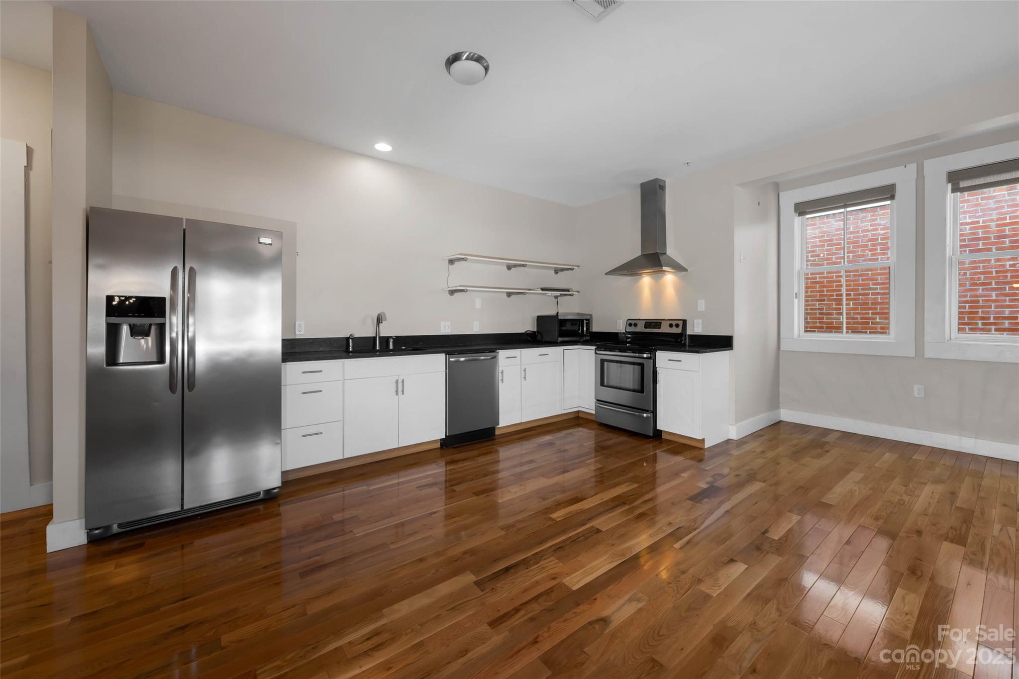 23 S Broad Street Unit: 304