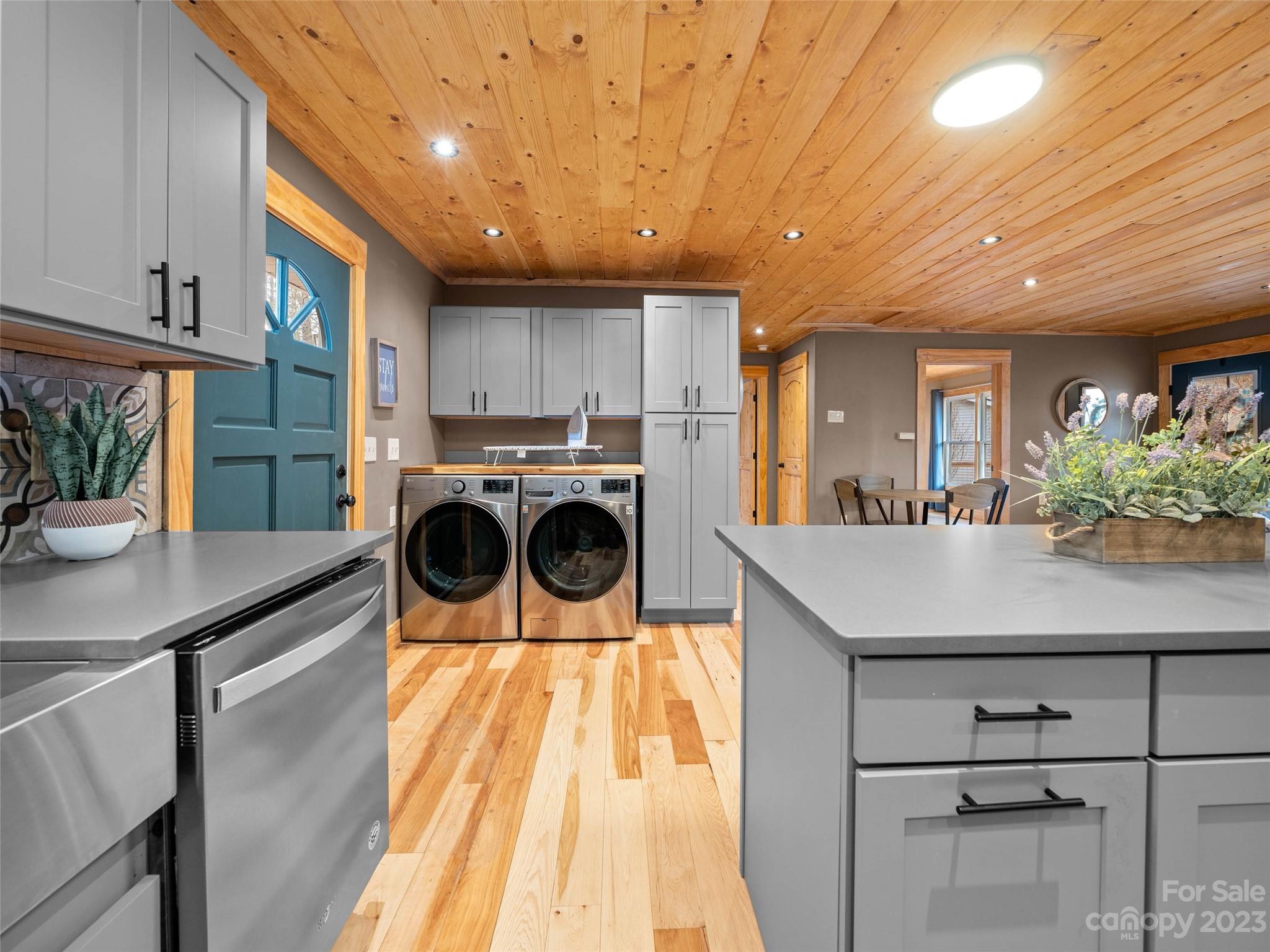 111 W Southwood Drive