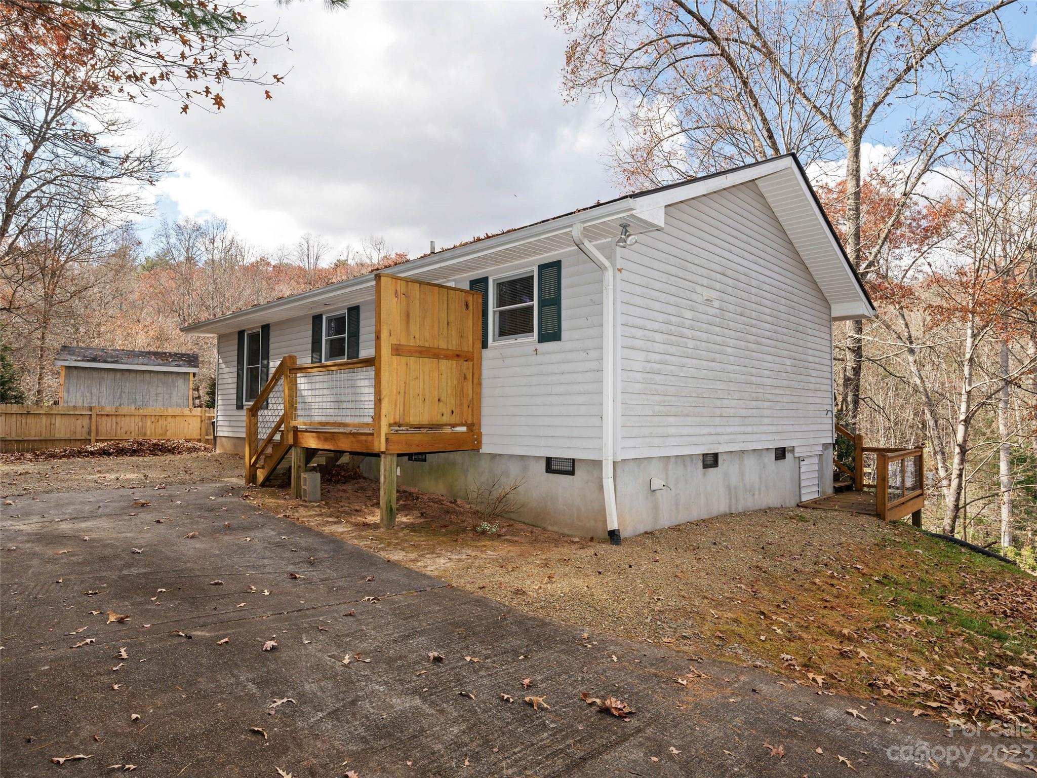 111 W Southwood Drive