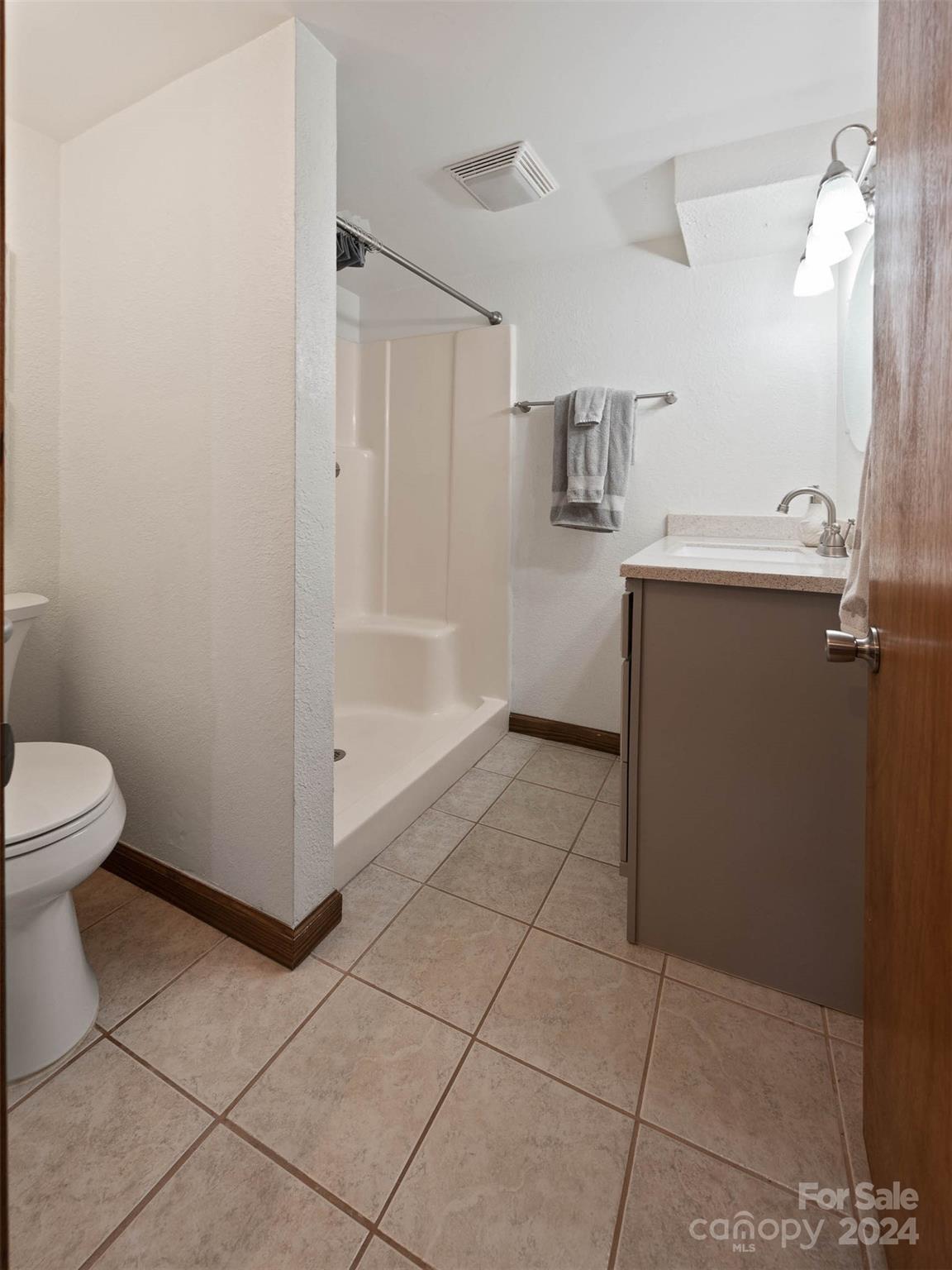 1437 Island Ford Road