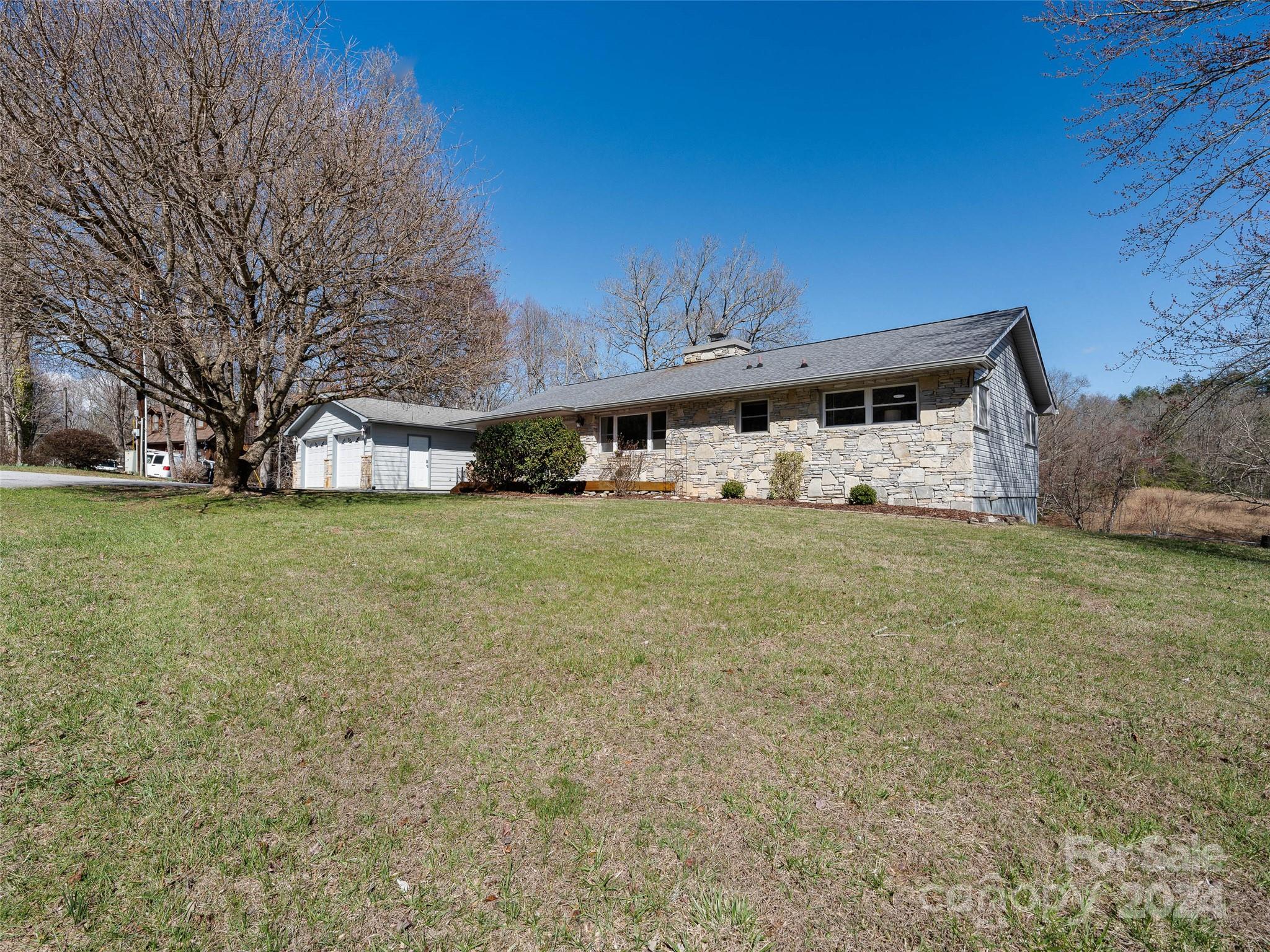 1437 Island Ford Road