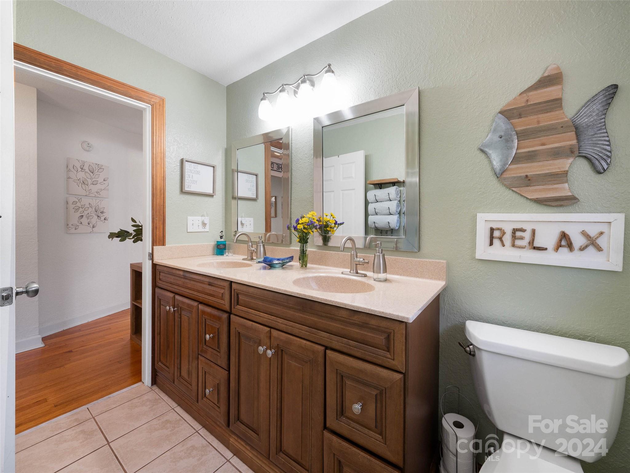 1437 Island Ford Road