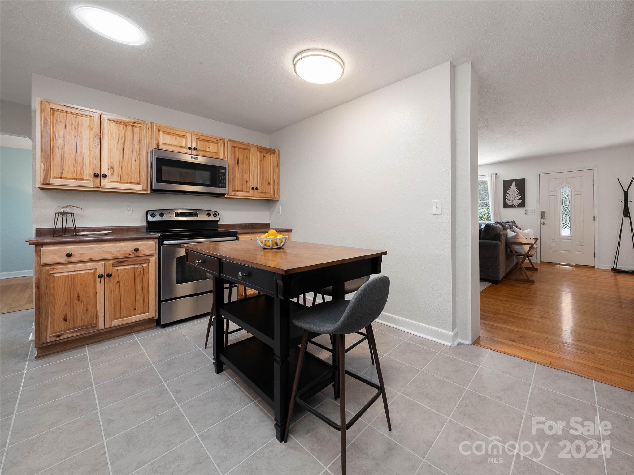 1437 Island Ford Road