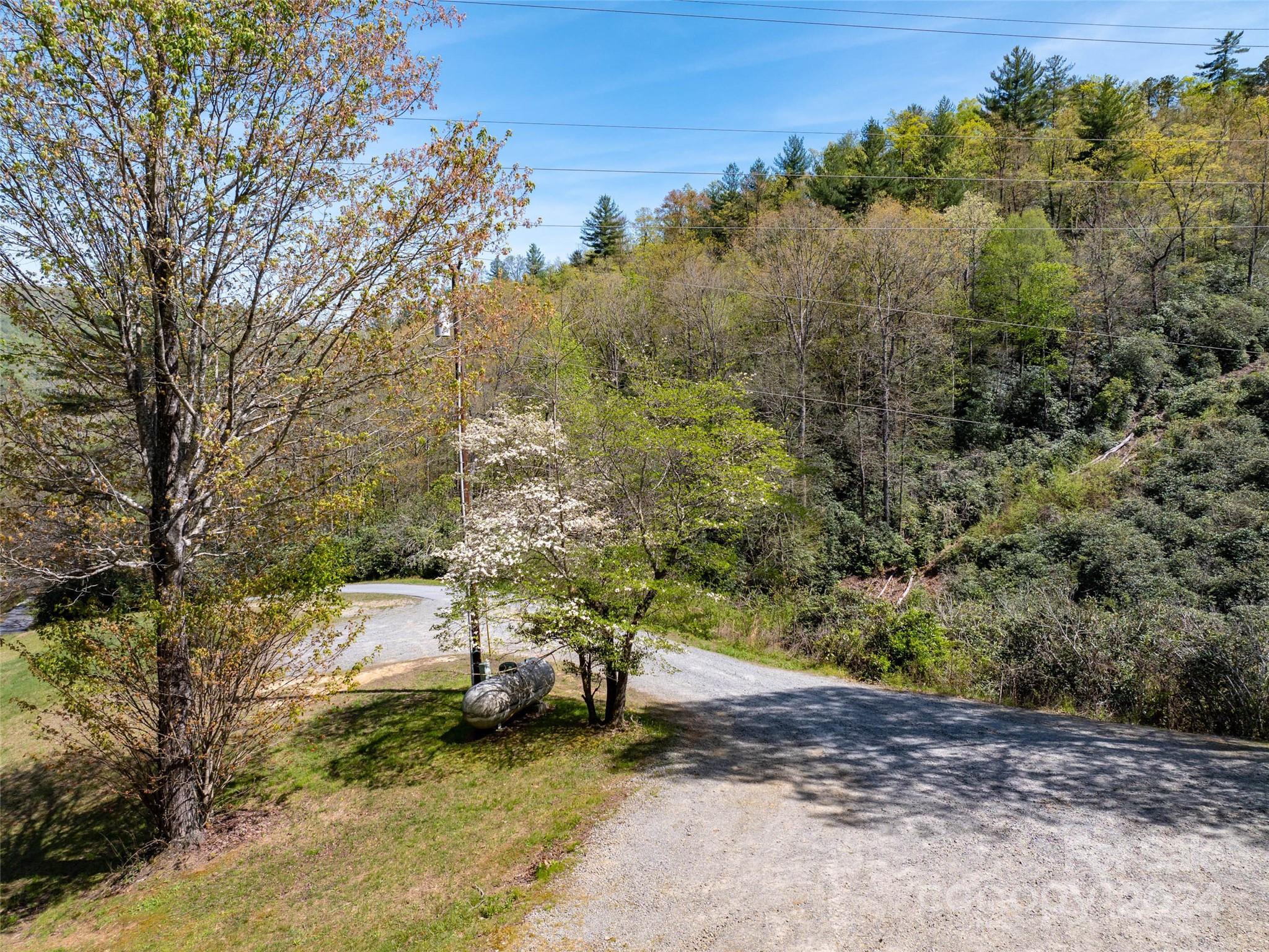 192 Fox Hole Run