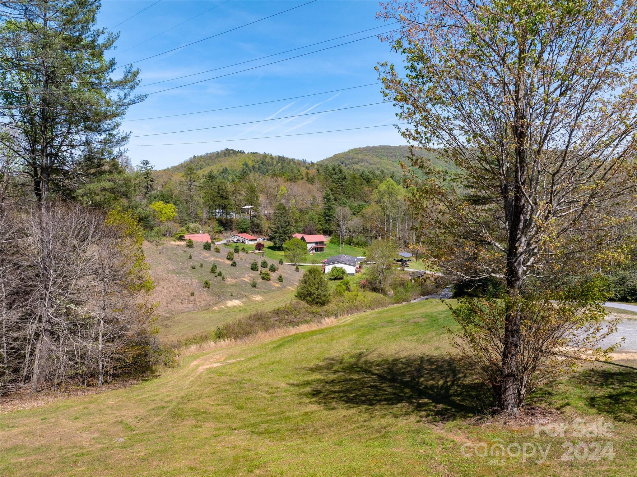 192 Fox Hole Run