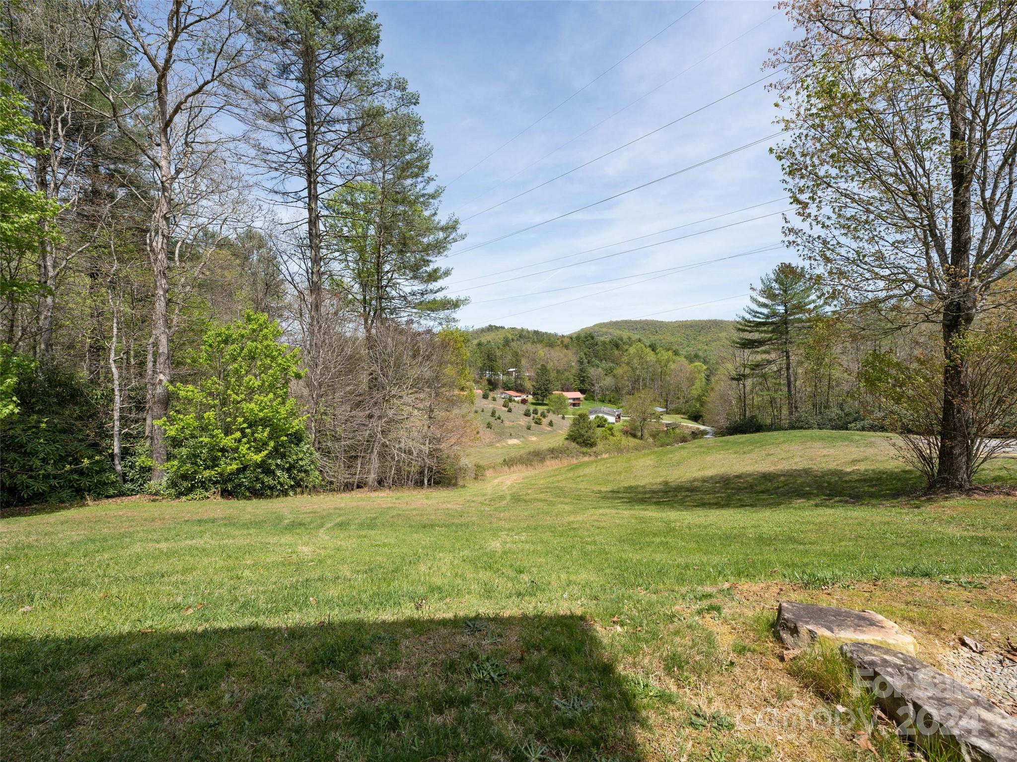192 Fox Hole Run